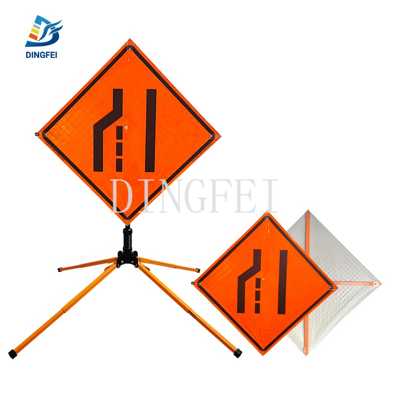 TC-3L LEFT LANE CLOSED AHEAD